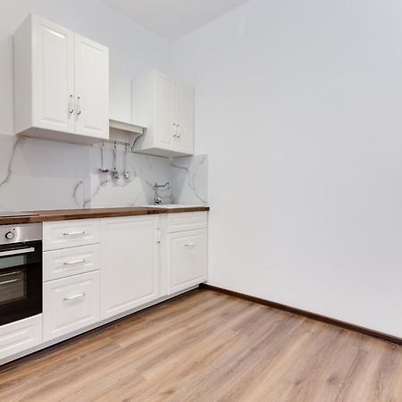 Free Days Luxury Apartment ปราก ภายนอก รูปภาพ