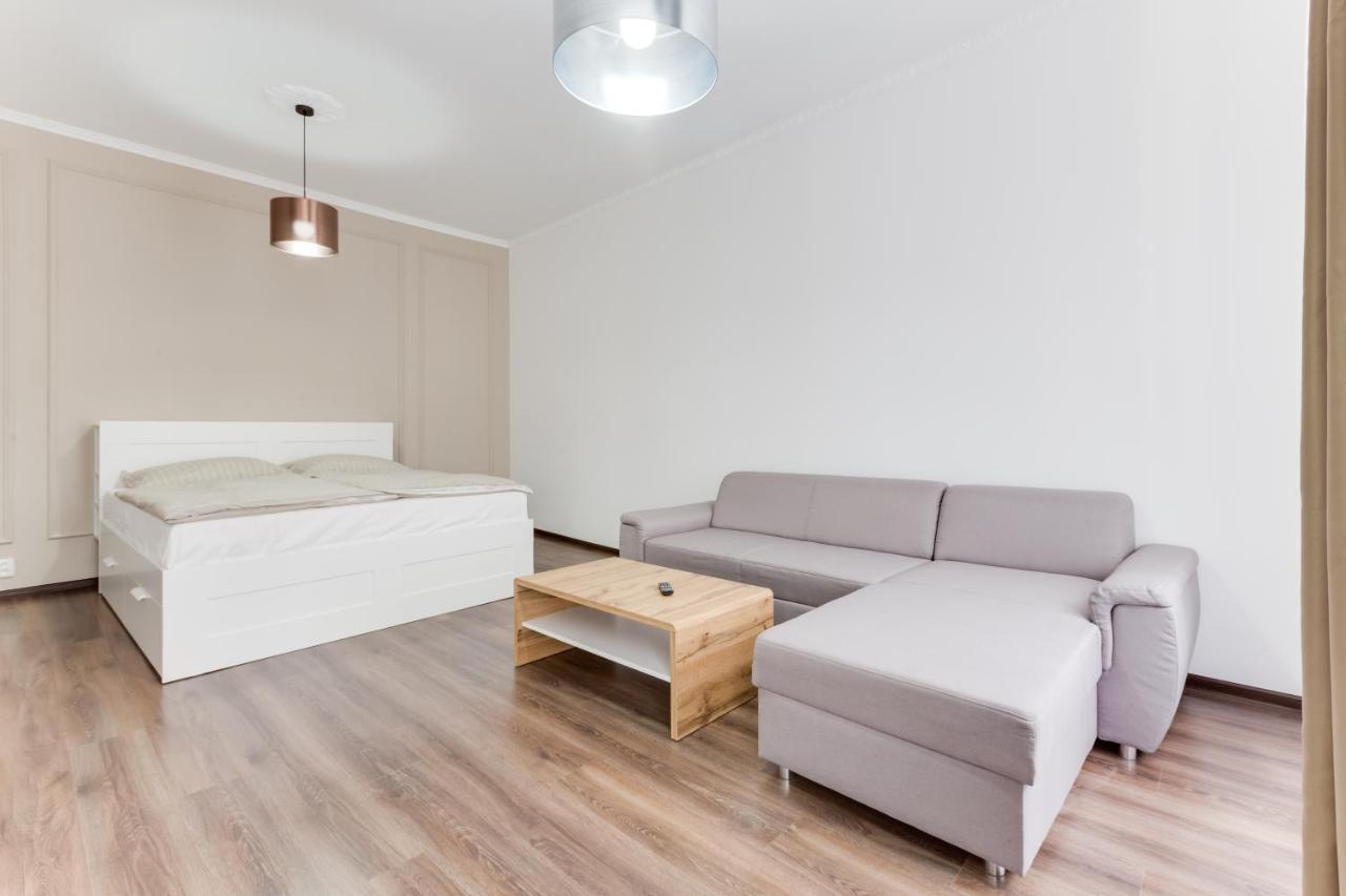 Free Days Luxury Apartment ปราก ภายนอก รูปภาพ